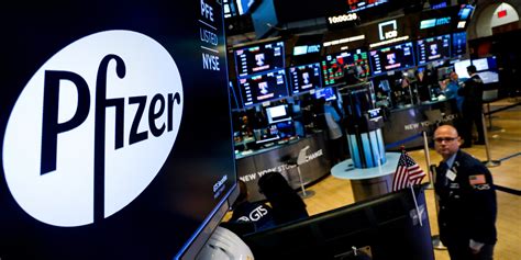 Последние твиты от pfizer inc. Nearly 36,000 Robinhood users added Pfizer shares ...