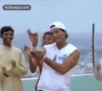 Dance Gif Gif Dances Reactions Trending Discover Share Gifs