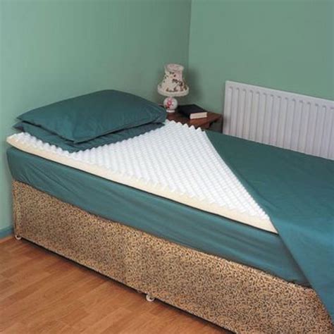 The gel mattress toppers also align better to the body's shape and ensure that you get a sound sleep. Mattress Topper | Mattress Toppers | Manage At Home