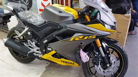 See yamaha r15 v3 indonesia price in bangladesh 2021 with all unofficial showroom address in bd. New Yamaha R15 V3 -New Colours 2019 | Yamaha R15 V3 155cc ...