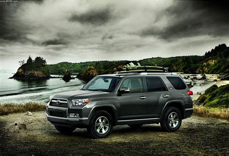 Read about the 2010 toyota 4runner interior, cargo space, seating, and other interior features at u.s. Daily Cars: New 2013 Toyota 4Runner