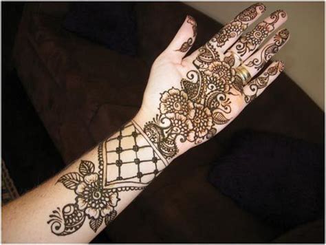 8 Stunning Bangle Mehndi Designs To Try In 2019