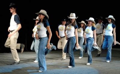 How To Do The Cotton Eyed Joe Dance