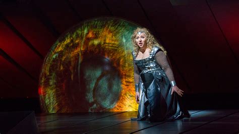 Soprano Christine Goerke Talks About Singing Br Nnhilde At The Met