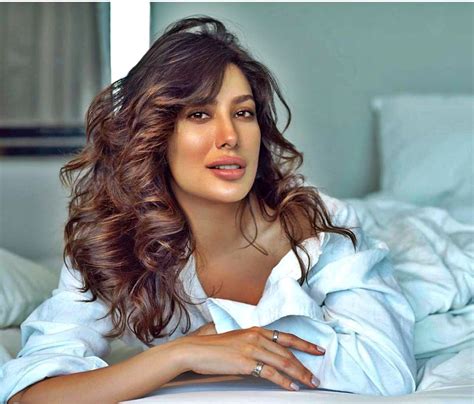 Mehwish Hayat Too Hot To Handle In Latest Bold Pictures Pakistan Observer