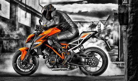 This bike model has expired. KTM 1290 Super Duke R Official Pics and Specs Surface ...