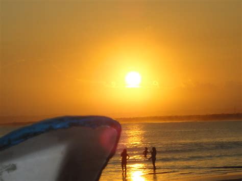 Pangandaran sunset and sunrise 2020 vlogger kampung: Keindahan Sunset di Pangandaran - yanPangandaran