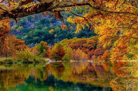 10 Most Beautiful Places To See Fall Foliage In Texas
