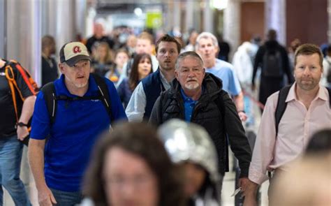 Hartsfield Jackson Retains Title For Worlds Busiest Airport Rough