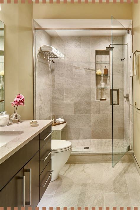 My parents are doing a small bathroom remodel and i'm wanting to help them out. A great warm, tan bathroom idea! These neutral bathroom ...
