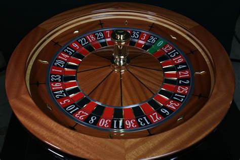 Mahagony Roulette Wheel Bohm
