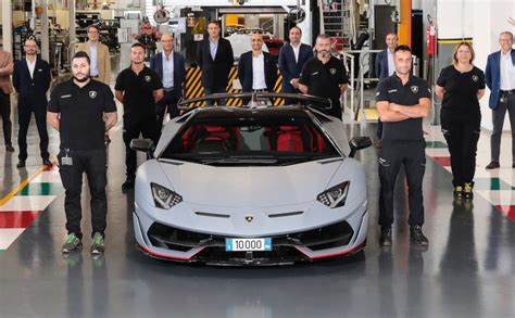 Lamborghini Aventador Production Hits 10000 Units Performancedrive