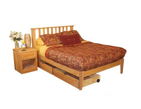 Oak furniture store sell a large range of solid oak furniture, oak dining tables and chairs, oak bedroom furniture, oak living room furniture, sofas and more. Solid Oak Bedroom - 4 Piece: Full Bed, Nightstand & Drawers