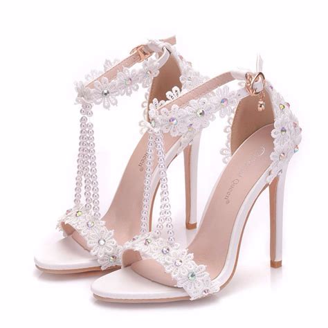 Crystal Queen Women Sandals White Lace Flowers Pearl Tassel Bridal