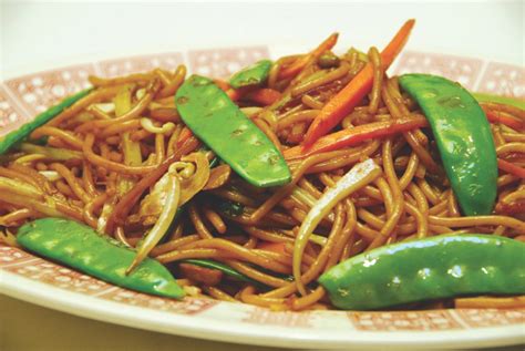 Flank steak is the best beef for lo mein. Vegetable Lomein | Szechaun