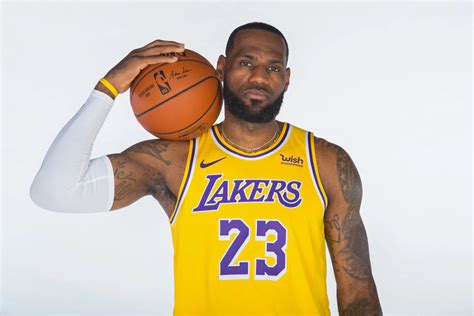 Download Basketball Nba Los Angeles Lakers Lebron James Sports Hd Wallpaper