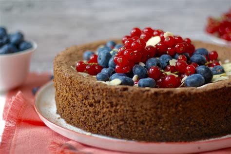 Weitere ideen zu kuchen, kuchen rezepte, backen. Glutenfreier Schoko-Mandel Kuchen - Leicht, saftig, lecker ...