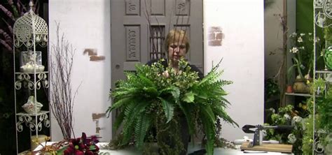 Can artificial flowers and plants be used outside? How to Fill an outdoor planter with artificial flowers ...