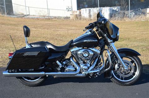 I had a 2011 harley street glide prior to purchasing my 2014 harley davidson street glide special, which had the adjustable air type rear suspension, so i am very familiar with it. Buy 2009 Harley-Davidson STREET GLIDE FLHX Touring on ...
