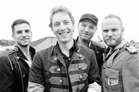 Coldplay 💜 Coldplay Chris Nice Lips Chris Martin Cool Bands