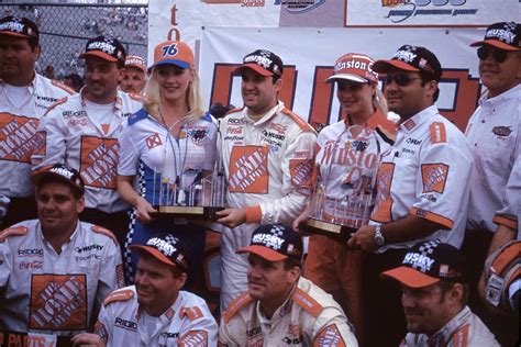 He had four straight top 10s at the track, earning top fives in each of the. Top 10 lap leaders at Phoenix Raceway | NASCAR