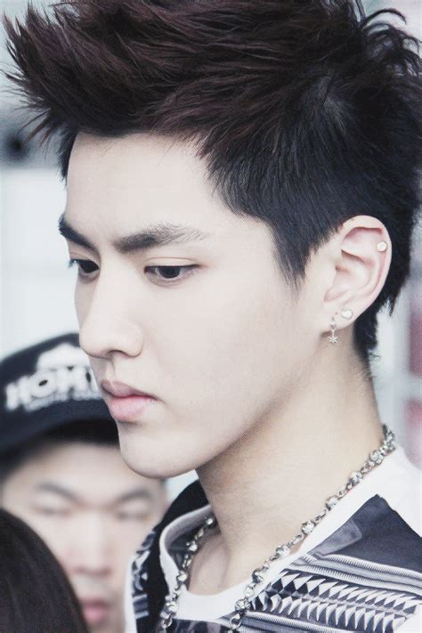 Sfoglia 1.305 kris wu yifan fotografie stock e immagini disponibili, o avvia una nuova ricerca per scoprire altre fotografie stock e immagini. |EXO| Kris (Wu Yifan) | EXO | Pinterest | Kris wu, Exo and ...