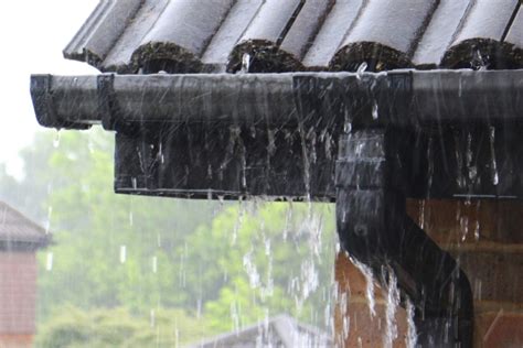 Make sure you have a good, sturdy. Make Your Own Rain Gutters | MyCoffeepot.Org