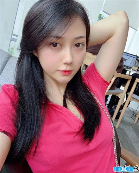 Hot Girl Hồ Ngọc Uyên Phương