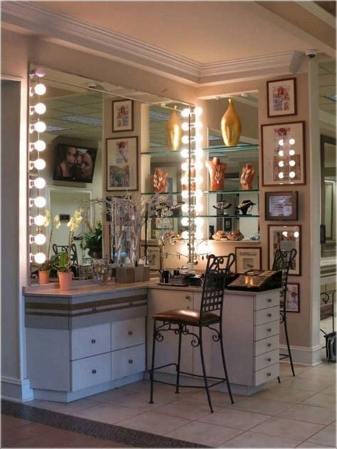 30+ Unique Small Makeup Room Decoration With Feminime ...