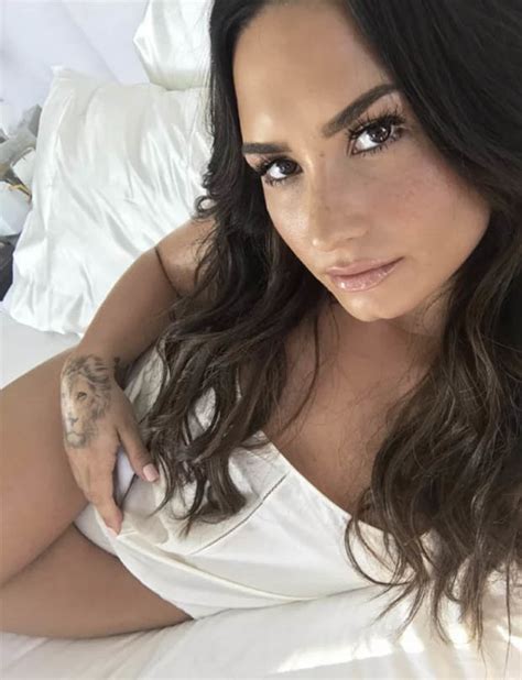 Demi Lovato 2018 Sorry Not Sorry Star Dons Sexy Lingerie On Instagram