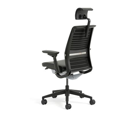 Please is a balance of comfort, beauty and freedom of movement. THINK STUHL - Bürodrehstühle von Steelcase | Architonic