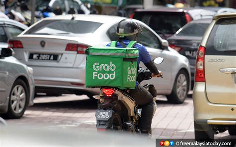 Over a span of 6 months, a deliveroo rider earned an income of $25,499.66. Man caught for attack on GrabFood rider, partner still at ...