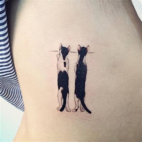 20 Examples Of Small Cat Tattoos