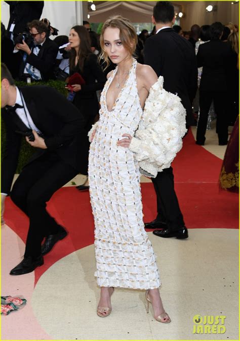 Lily Rose Depp Makes Her Met Gala Red Carpet Debut Photo 3646109