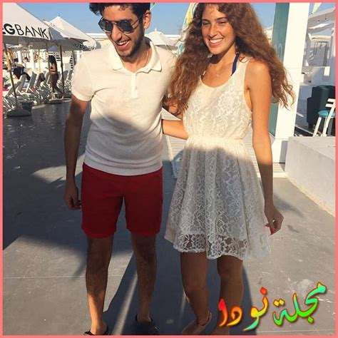 خاض الفنان مصطفى قمر وابنه الفنان الشاب تيام قمر خلال استضافتهما ببرنامج معكم فى الجزء الثانى من حلقتهما، والذى تقدمه وكان من شروط اللعبة أن يقوم الفائز بالحكم على الطرف الآخر، وكان حكم تيام لوالده هو عمل فيديو تيك توك سويا، وكان مشهد التيك توك من. سن تيام قمر ديانته وحبيبته أعمال مسلسلات وتقرير كامل