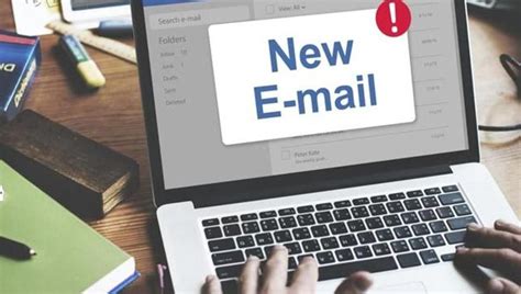 You can find work from home positions in a variety of career fields spanning a wide level of expertise and experience. Earn Extra Income from HOME- Reputable Companies are ...