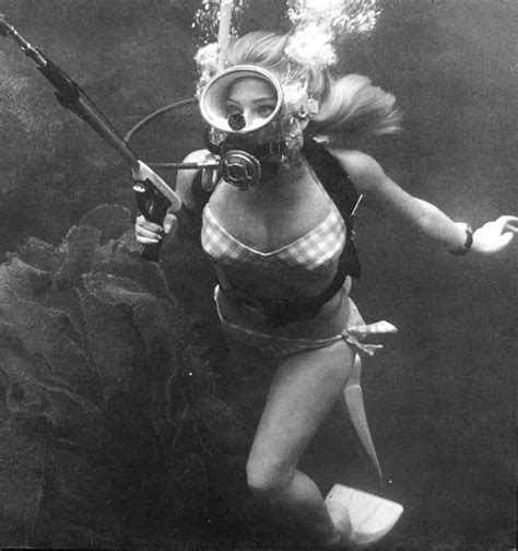 Vintage Scuba Scuba Diving Photography Scuba Girl Scuba Girl Wetsuit