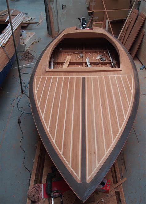 Classic Wooden Boat Plans Banshee 14 Runabout Classic Wooden Boats