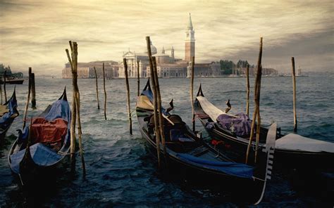 Seas Venice Italy Gondolas Wallpapers Hd Desktop And Mobile