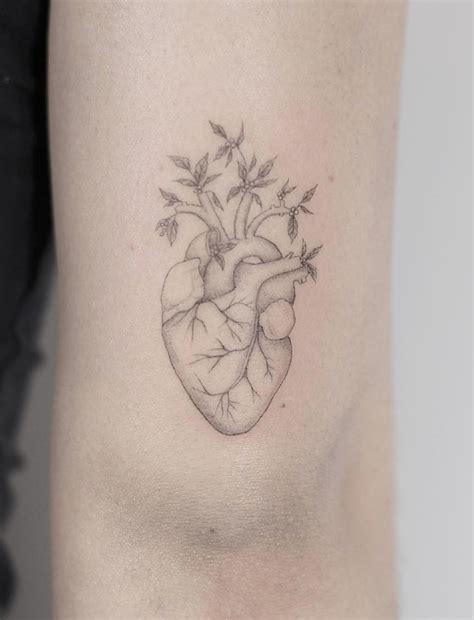 Linework Heart Tattoo Designs Tricep Tattoos Heart Tattoo Heart