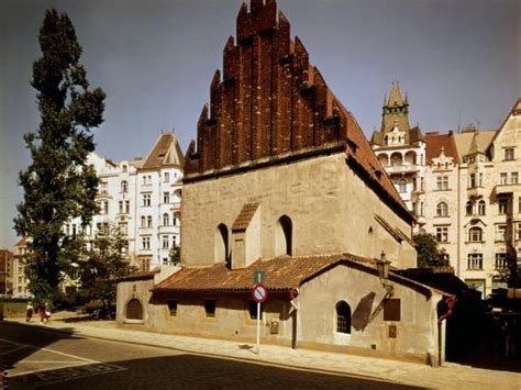 Oldest Synagogue In Europe Built 1270 Prague Czech Republic
