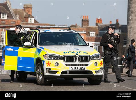 Windsor Uk 27th March 2017 A Police Armed Response Vehicle Awaits