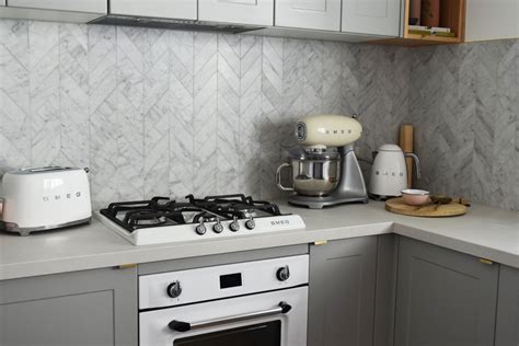 Tiles Talk 5 Unique Splashback Tile Looks For A Hamptons Style Kitchen