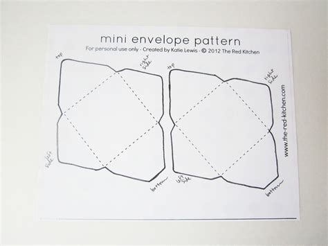 The Red Kitchen Diy Mini Envelopes Free Printable Pattern And Tutorial