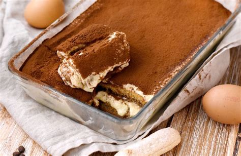 La Recette Du Tiramisu Facile Et Inratable Easy Cake Recipes Dessert Recipes Easy Food