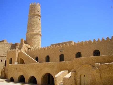 Die reisen sind die bewegung von menschen zwischen entfernten geografischen orten in monastir. Túnez - Juliá Tours Argentina