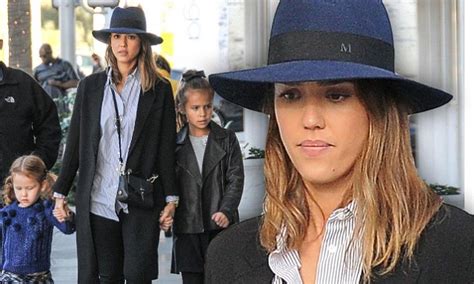 Jessica Alba Takes Daughters Honor And Haven On A Shopping Trip Daily