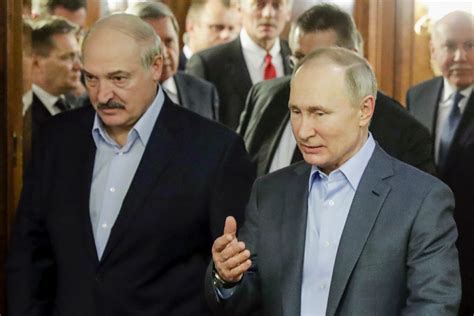 Kremlin Demands Release Of Russians Held In Belarus The Moscow Times