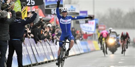 Edition 74 of dwars door vlaanderen was won by mathieu van der poel. Voorbeschouwing: Dwars door Vlaanderen 2019 | WielerFlits