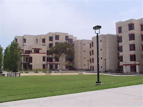 Collegesimply has analyzed the incoming freshman grade point averages for a large portion of u.s. reto ambühler - sabbatical 2002 - UCSD: Earl Warren College